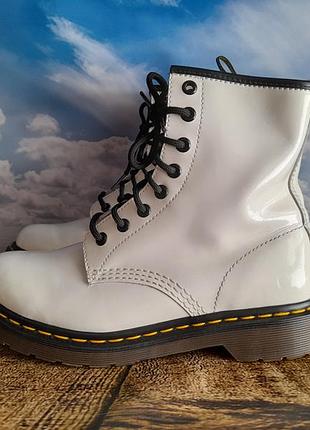 Dr. martens 1460 w оригінал жіночі білі шкіряні черевики р. 38