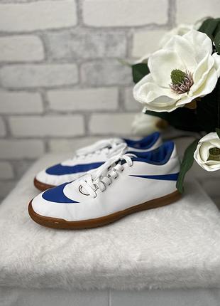 Футзалки nike