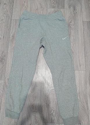 Спортивные штаны nike