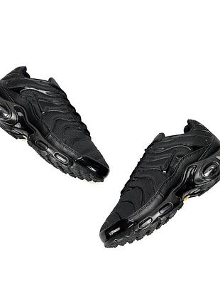 Nike air max plus all black 4