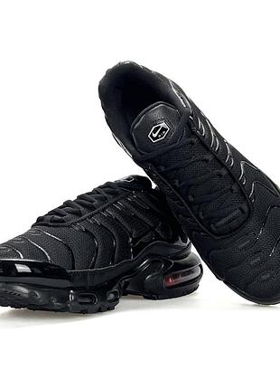 Nike air max plus all black 8