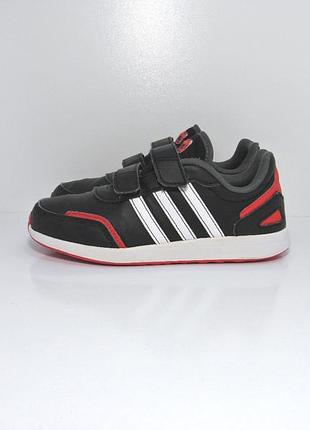 Дитячі кросівки adidas р. 32