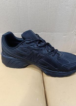 Кросівки new balance 3