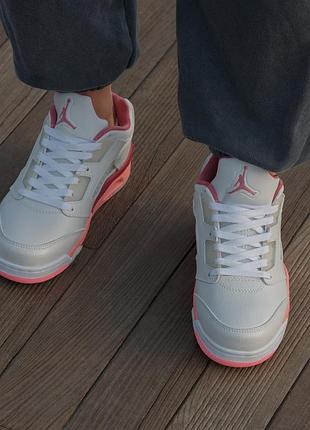 Кроссовки air jordan 5 low desert berry