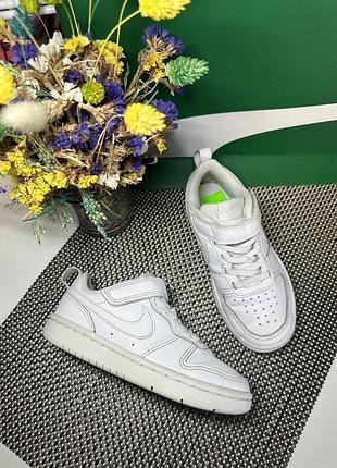 Оригінальні кросівки nike