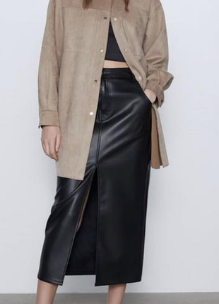 Куртка- сорочка  під еко замш від zara  48-50 розмір. стрейч гарно тягнеться