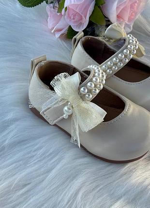 Дитячі туфлі ошатні на липучці