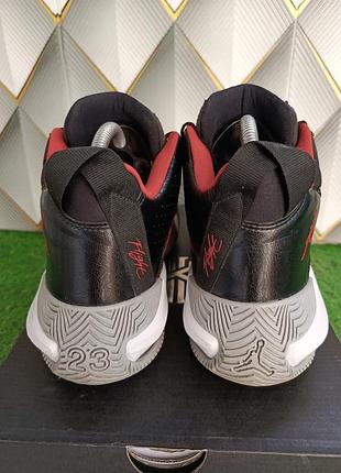 Кросівки jordan max aura 6