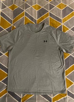 Under armour футболка