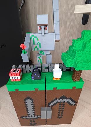 Стенд подставка minecraft майнкрафт для фигурок kinder joy 3