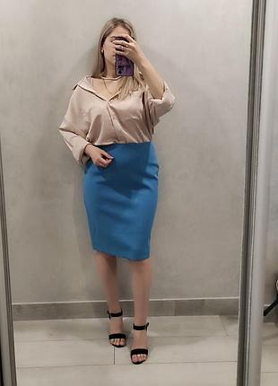 Юбка миди до колена голубая hugo boss /юбка мыди голубая hugo boss