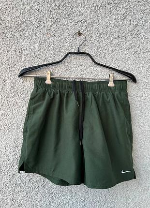 Спортивные шорты nike