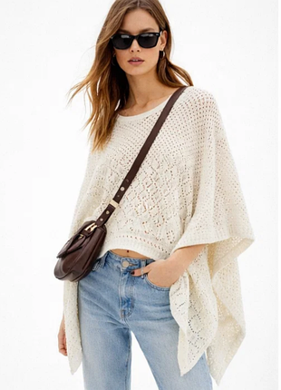 Качественная женская вязаная накидка