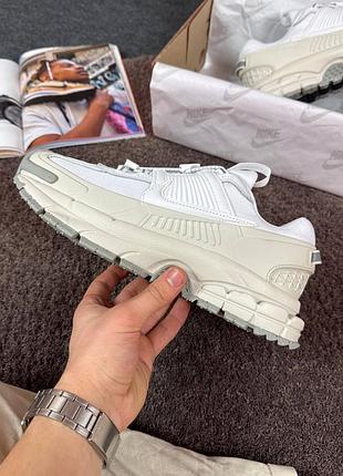 Nike zoom vomero roam white&amp;beige