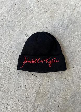 Шапка kendall + kylie