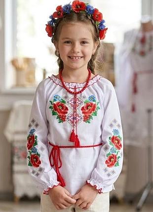 Вышиванка, сорочка для девочек белого цвета с вышивкой размеры от 152 по 170