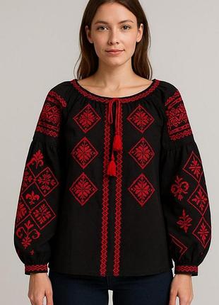Женская вышиванка, рубашка, блуза черного цвета с красной вышивкой крестиком размеры s, m, l