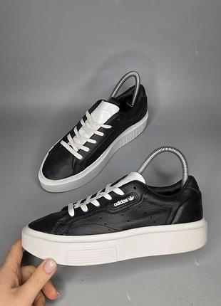 Женские кроссовки adidas sleek super w core black