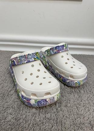 Жіночі крокси сабо на платформі crocs classic crush butterfly