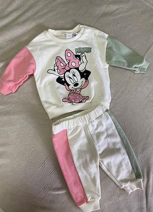 Костюм весняний з принтом disney