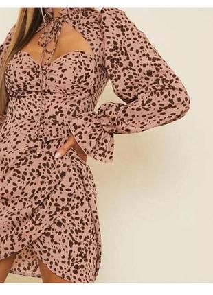 Шикарне, коротке, плаття, сукня