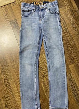 Джинсы  levis для мальчика 9-10лет