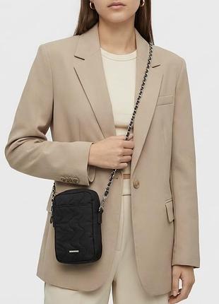 Сумочка  для телефона bershka