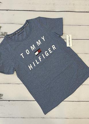 Нова футболка фірми tommy hilfiger оригінал розмір s