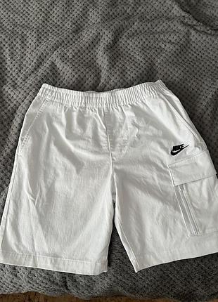 Чоловічі шорти nike