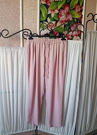 Красиві рожеві штани zara basic.