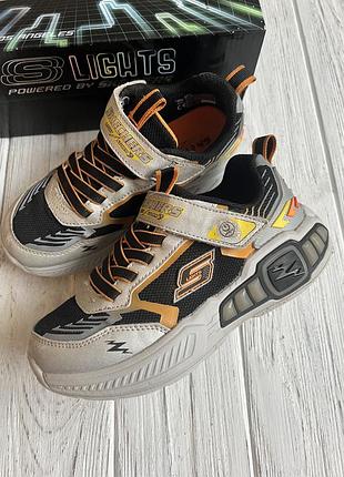 Детские светящиеся кроссовки skechers для мальчика размер 31 по стельке 21 см