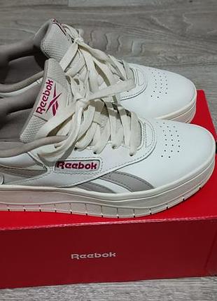 Кроссовки белые reebok