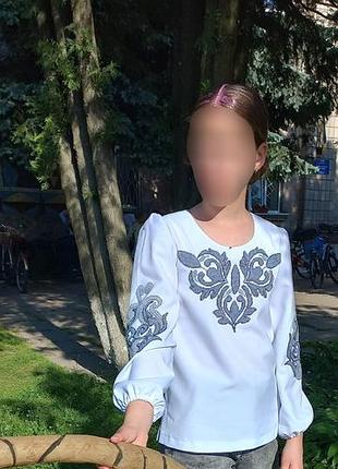 Вышиванка для девочки вышитая бисером 4