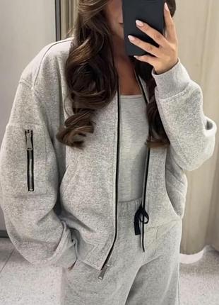 Бомбер zara розмір s в ідеалі