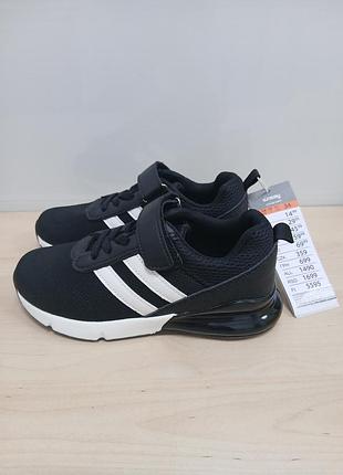 Кросівки на хлопчика