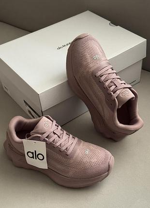 Кроссовки ало alo yoga runner pink