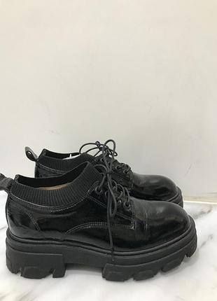 Лаковані черевики 2