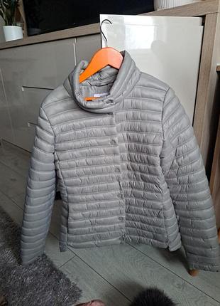 Куртка женская reserved