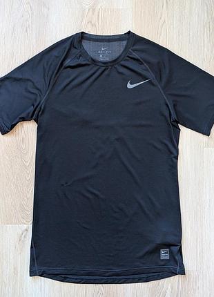 Чоловіча компресійна футболка nike pro dri-fit m