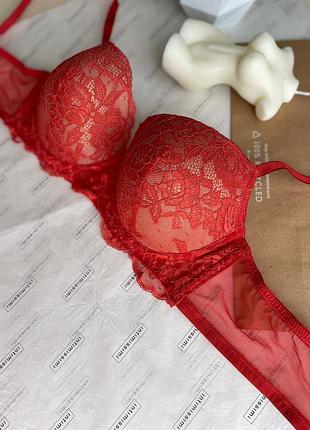 Бюстгальтер intimissimi 85b