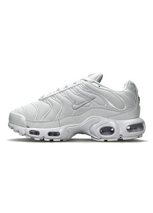 Жіночі кросівки nike air max plus white