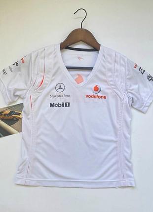 Новая женская футболка белого цвета mercedes benz оригинал mclaren с яркими оранжевыми вставками нова футболка жіноча унісекс розмір s