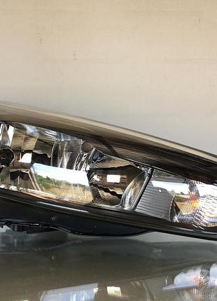 Фара ford focus mk3 15-18 права галоген з led дхо темна f1ez-13008-gy