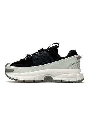 Жіночі кросівки nike zoom vomero roam white black