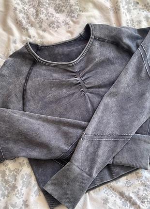 Костюм для спорту