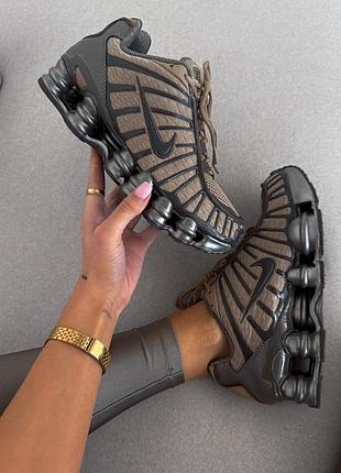 Стильні жіночі кросівки nike shox tl khaki ironstone off noir коричневі