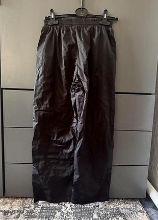 Трендові чорні штани oversize