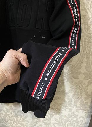 Свіншот dsquared 2 4