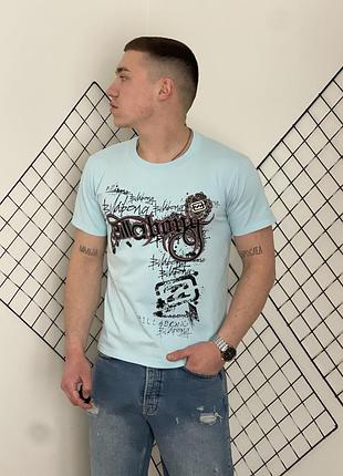 Блакитна футболка billabong з принтами