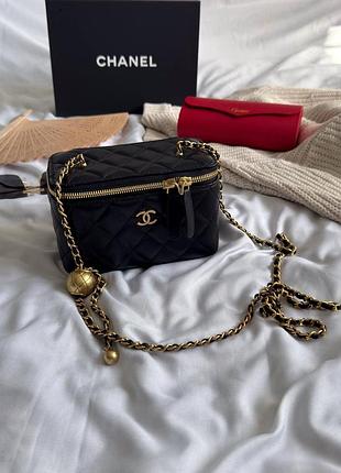 Сумка classic black lambskin pearl crush vanity bag gold